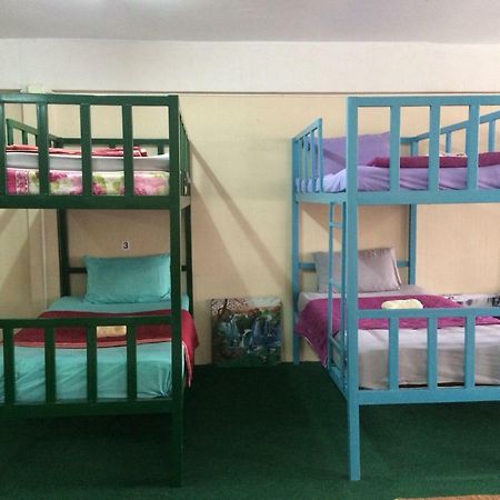 Changphuakgate Guesthouse Chiang Mai Bagian luar foto